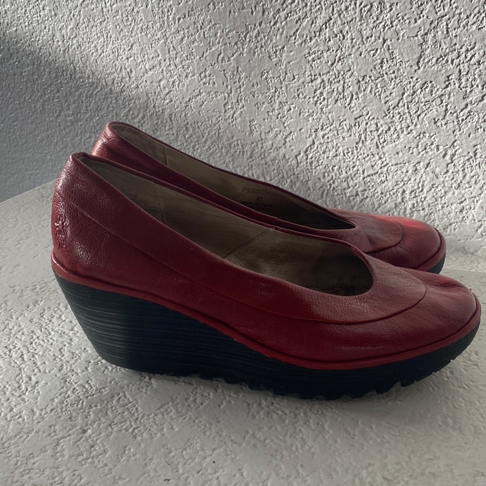 Fly London Yaz Red Leather Slip On Wedge Shoes Size 10 D119